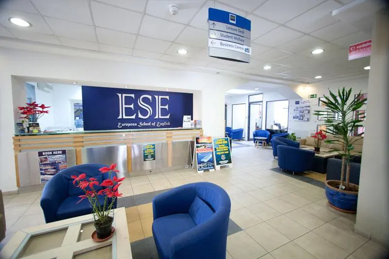 ESE - European School of English Malta Dil Okulu